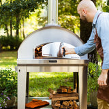 Four à pizza Marinara au bois Fontana, scène d'utilisation extérieure