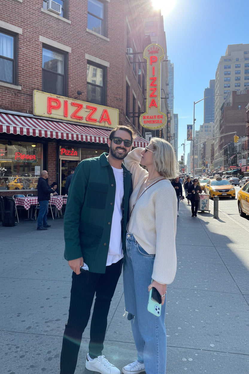 photo des propriétaires d'une entreprise québécoise de four à pizza maison portatif pour cuisine extérieur au québec et canada