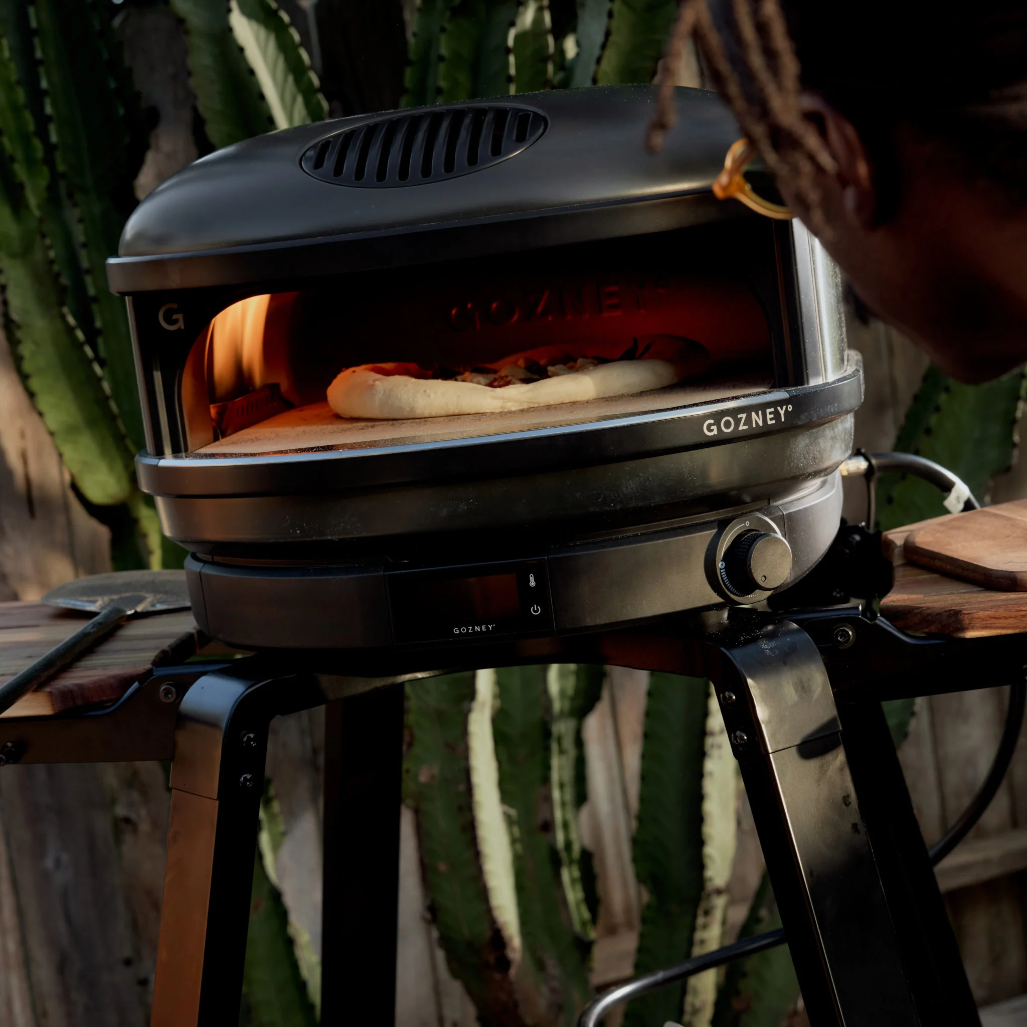 Gozney Arc Essentials Bundle - Propane
